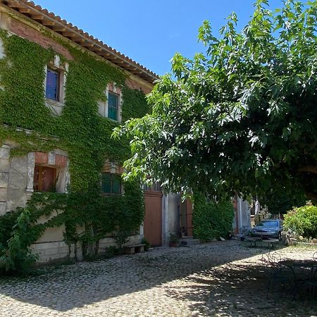 Les Pierrades En Camargue Villa Vauvert Exterior photo